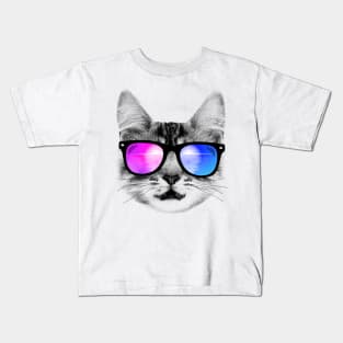 House cat in the beach Kids T-Shirt